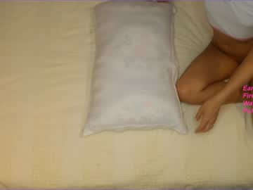 webcam girl loonyko capture image #2562217