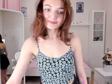 webcam girl whereweland capture image #4742072