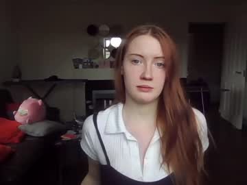 webcam girl dominiquemystique capture image #3120857