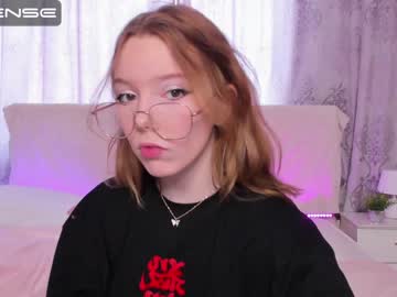 webcam girl lill_alice capture image #2516542