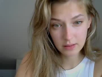 webcam girl talyaa_xo capture image #2621398