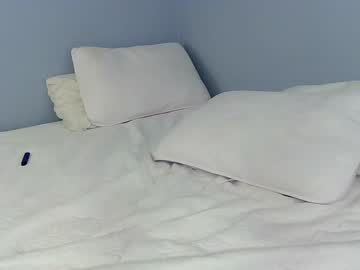webcam couple chloe_and_dic capture image #3900775