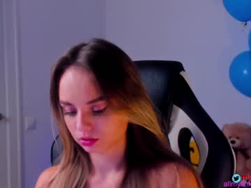 webcam girl misss_vikki capture image #4012911