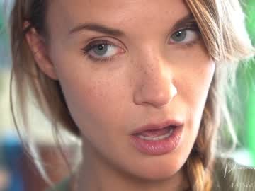 webcam girl phoenix_taylor capture image #2944792