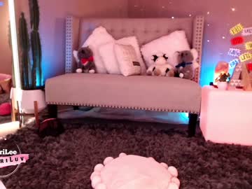 webcam girl aubrilee capture image #2923808