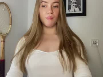 webcam girl strawberryjamx capture image #1437170