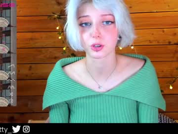 webcam girl lit1le_kitty_ capture image #4051882