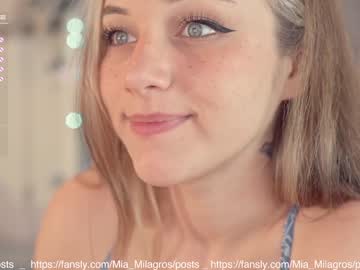 webcam girl mia_milagros capture image #3184442