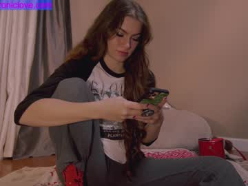webcam girl chroniclove capture image #4321539