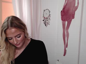 webcam girl shy_zorii capture image #2105187
