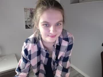 webcam girl lana_heisstt capture image #861818
