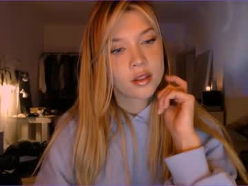 webcam girl bitter_moon capture image #4722785