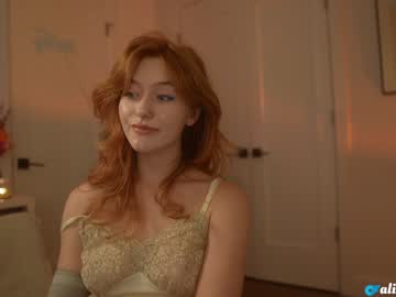 webcam girl alisonrouge capture image #4990689