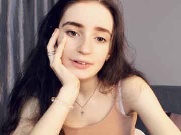 webcam girl lisawoo capture image #556630