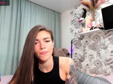 webcam girl joconda capture image #2600171