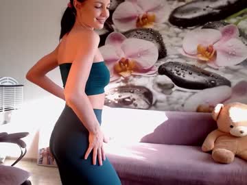 webcam girl jennycutey capture image #4601213