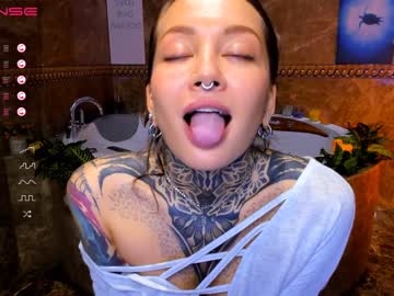 webcam girl nickyneck capture image #4113994