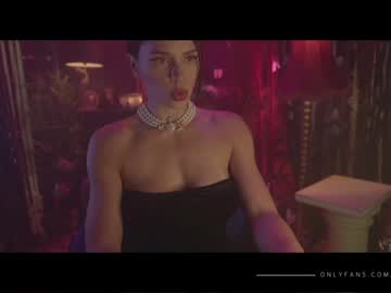webcam girl lucieoude_ capture image #3757205