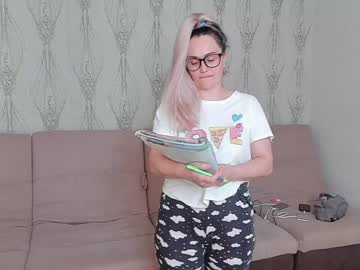 webcam couple mistress_angie_ capture image #3818551