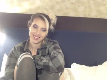 webcam girl southernsiren22 capture image #1317647