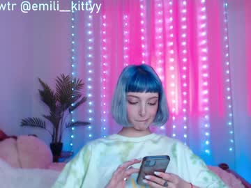 webcam girl lit1le_kitty_ capture image #1118613