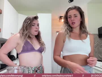 webcam girl bloomyogi capture image #2597127