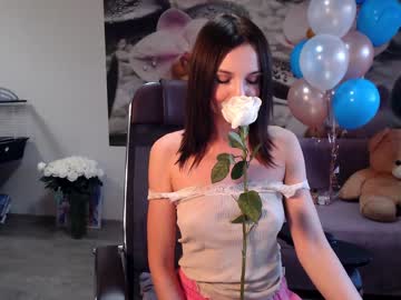 webcam girl jennycutey capture image #4573196