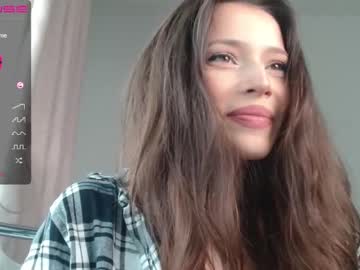 webcam girl isia_slay capture image #1682864