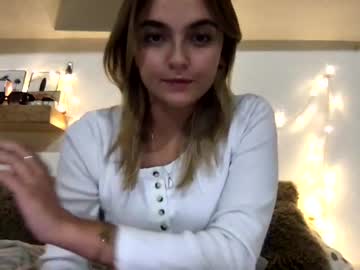 webcam girl madyylovee capture image #4156573