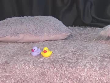 webcam girl xtina__ capture image #4583737