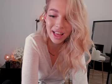 webcam girl kittylovecam capture image #5551974