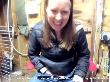 webcam girl eatmypie69 capture image #1570100