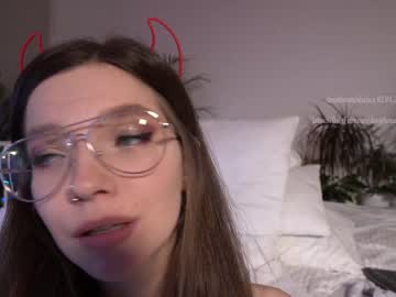 webcam girl _deepthroatgalactica capture image #2185103