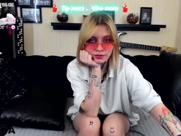 webcam girl happy_gir1 capture image #4946613
