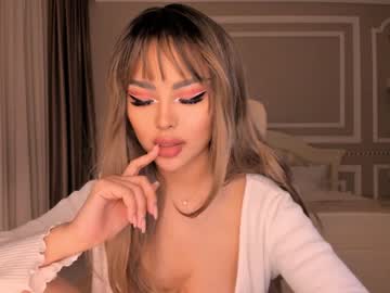 webcam girl bae_suz capture image #1876416