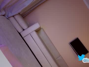 webcam girl hollyextra capture image #4326712