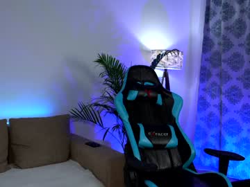webcam girl naughtyrider69 capture image #1698685