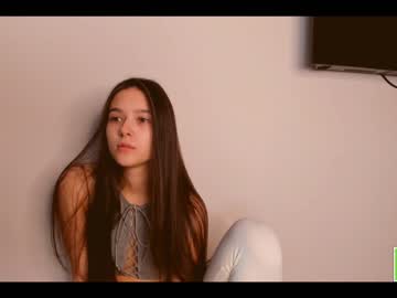 webcam girl amandamedrano capture image #5014757