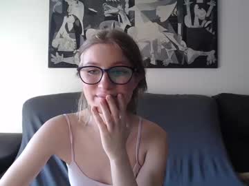 webcam girl sweetie_kiitty capture image #1627661