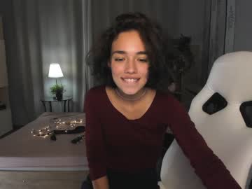 webcam girl ella_flare capture image #3678683