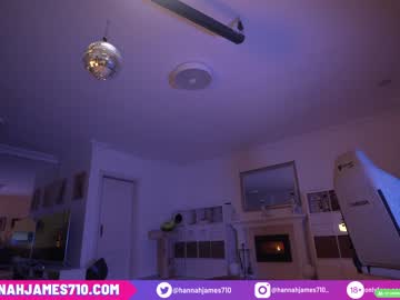 webcam girl hannahjames710 capture image #1937336