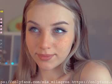 webcam girl mia_milagros capture image #1718573