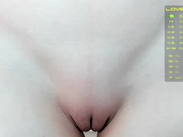 webcam girl _witch__ capture image #2777753