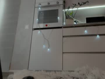 webcam girl meryfoxxx capture image #4613474