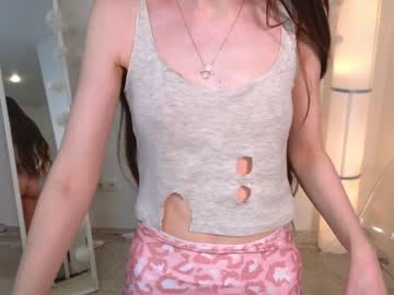 webcam girl l_o_r_e_t_t_a capture image #5283949