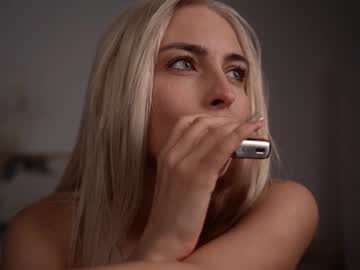 webcam girl artmosphera capture image #2666910