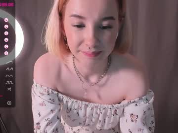 webcam girl whitee_angel capture image #4803739