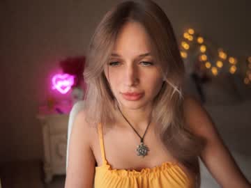 webcam girl pussy__money__weed capture image #1519606