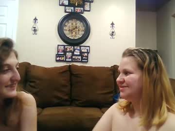 webcam couple fall_flowers96 capture image #5625585