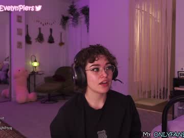 webcam girl evelynpiers capture image #3749113